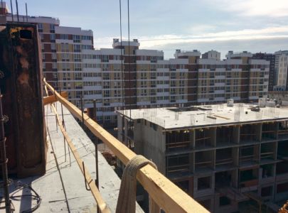 Вид соседнего дома. Екатеринбург, Счастливая 6